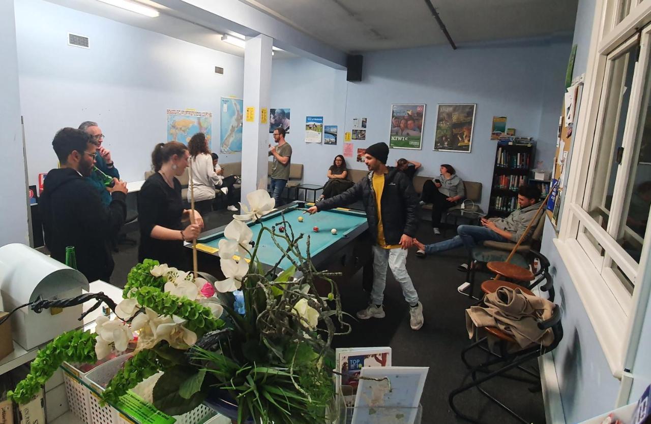 Surf 'N' Snow Backpackers Hostel Auckland Luaran gambar